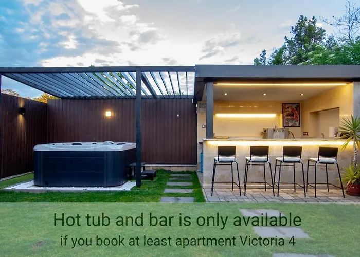 Victoria Suites